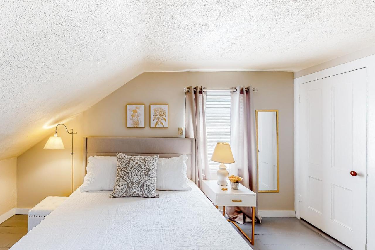 Вилла Maplewood Manor - Unit 2 Колчестер Экстерьер фото