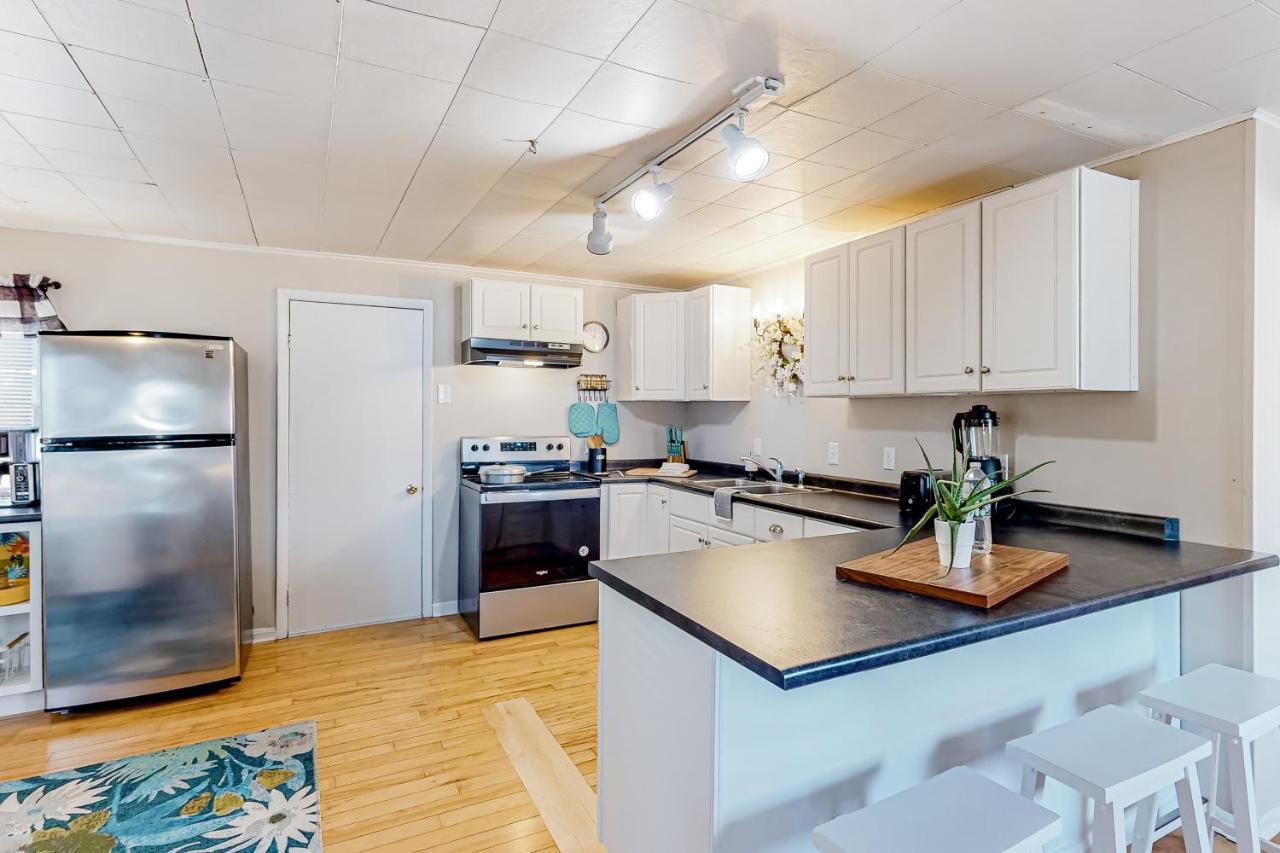 Вилла Maplewood Manor - Unit 2 Колчестер Экстерьер фото