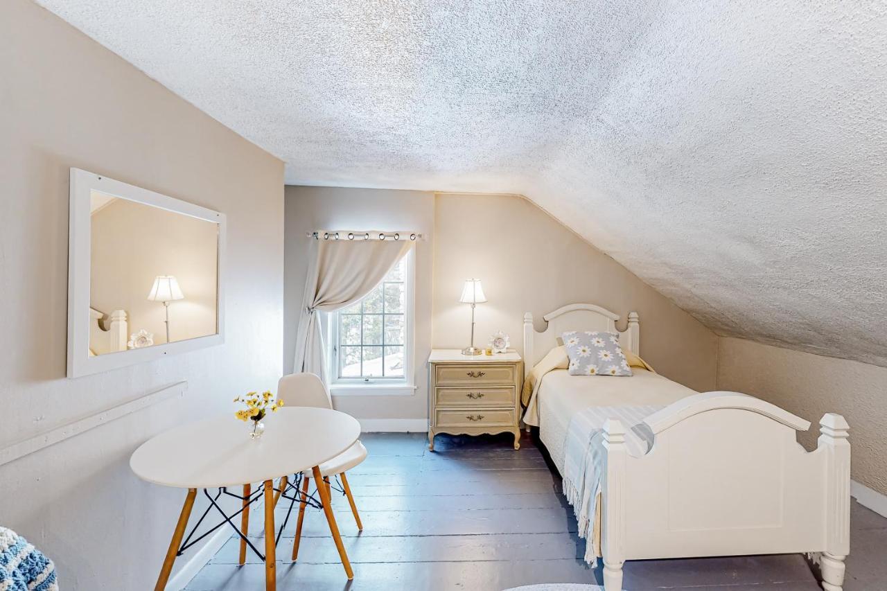 Вилла Maplewood Manor - Unit 2 Колчестер Экстерьер фото