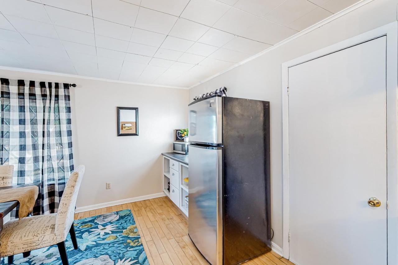 Вилла Maplewood Manor - Unit 2 Колчестер Экстерьер фото